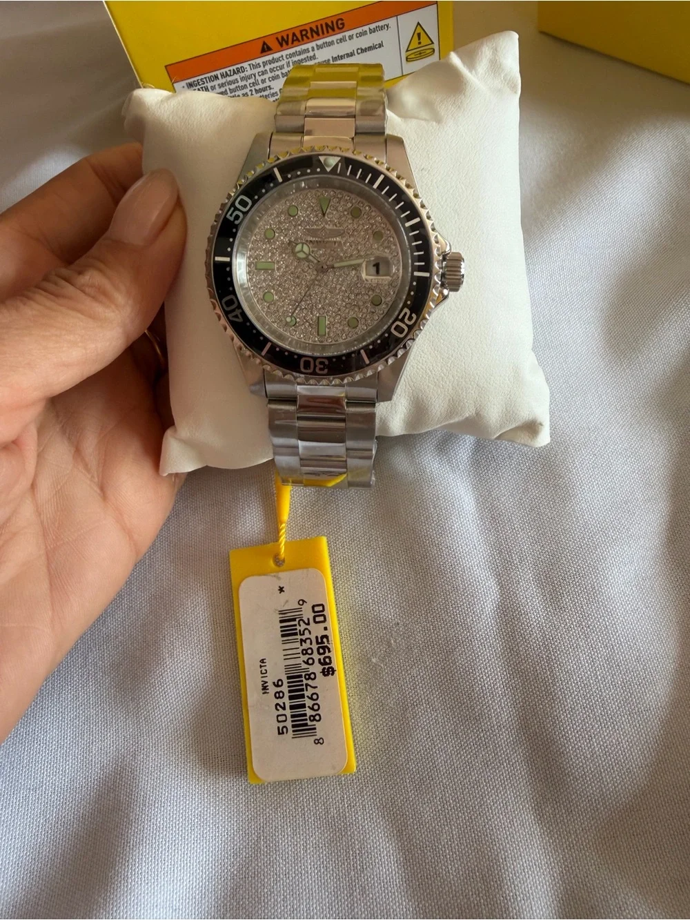 $695 Invicta Pro Diver Men’s Watch 50286 | new with tag